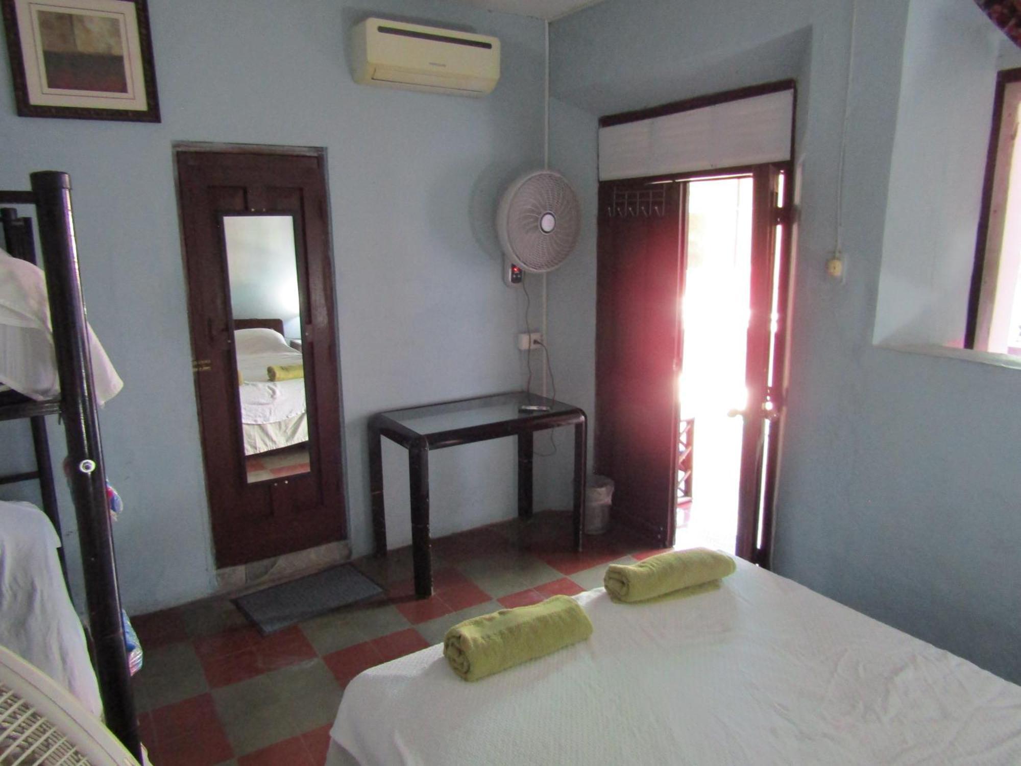 Casa Vieja Guest House Santa Ana Extérieur photo